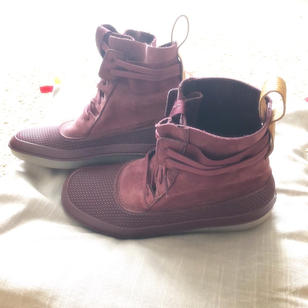 Clarks Nature V Boots - Picture 2 of 7